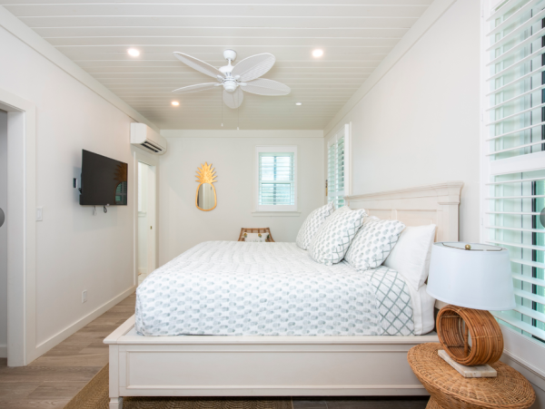 Luxurious Beachfront Four Bedroom Rental in Eleuthera